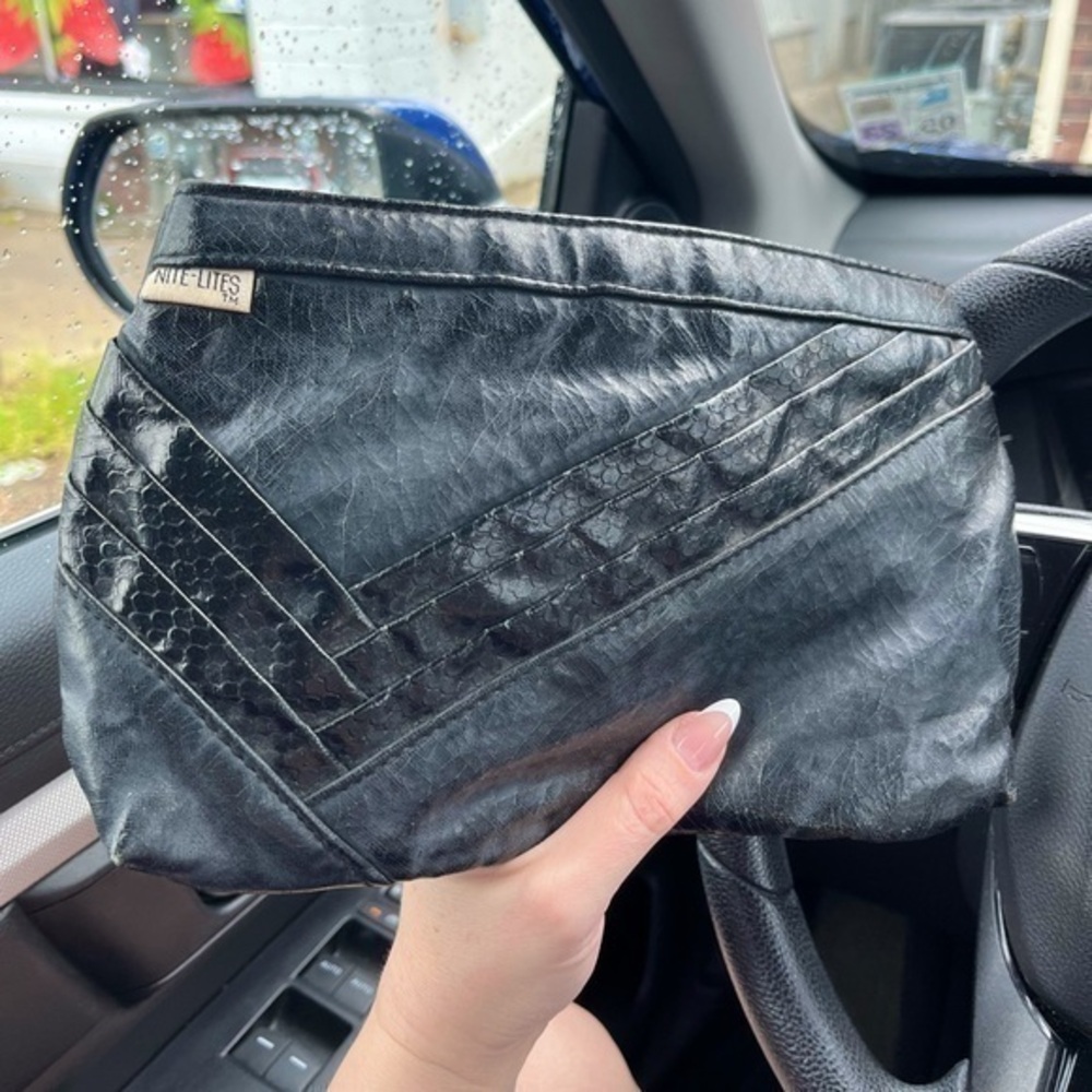 5/$25 Vintage Black Vegan Leather Nite Lites 80s clutch purse / evening bag 11
